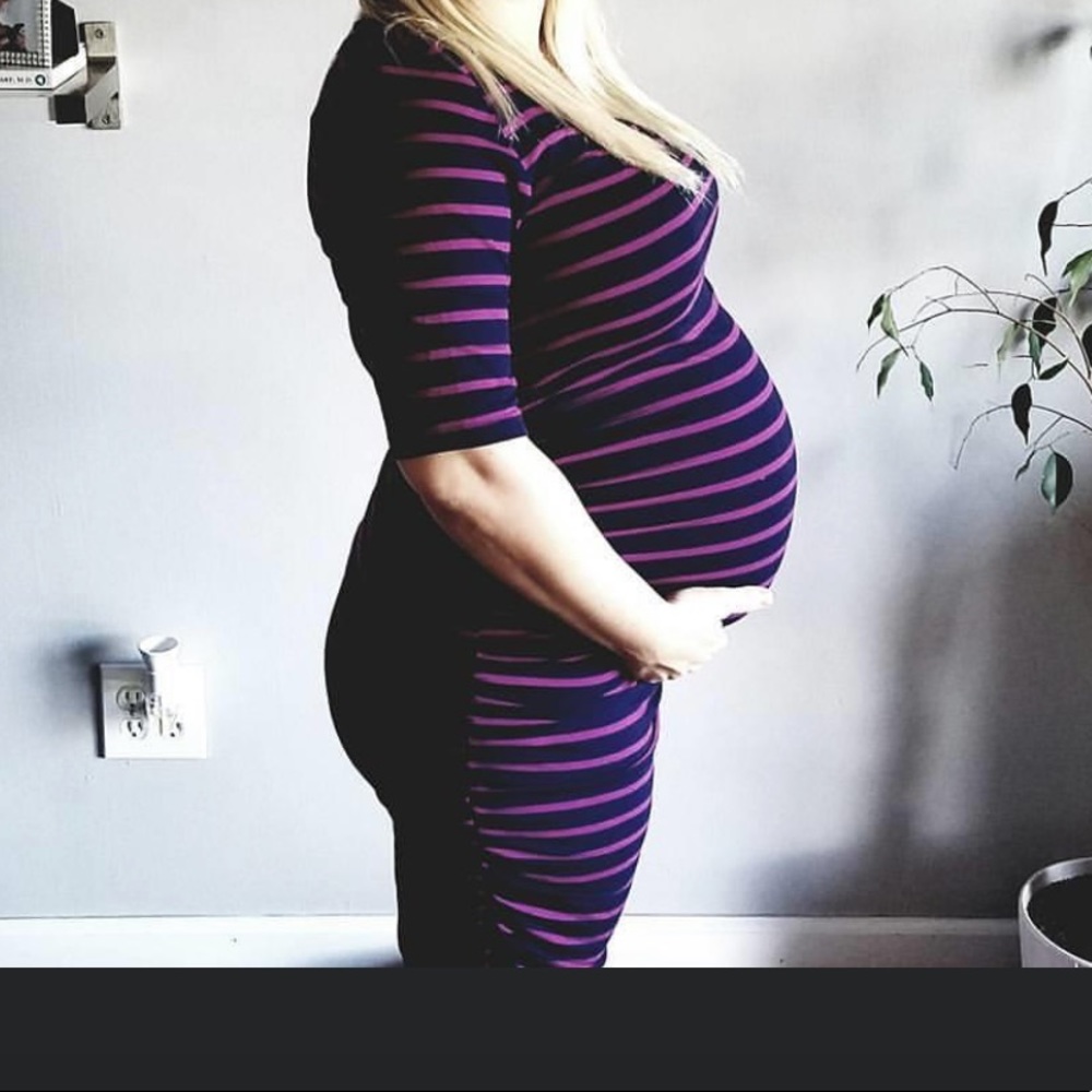 Motherhood Maternity medium midi tshirt dress